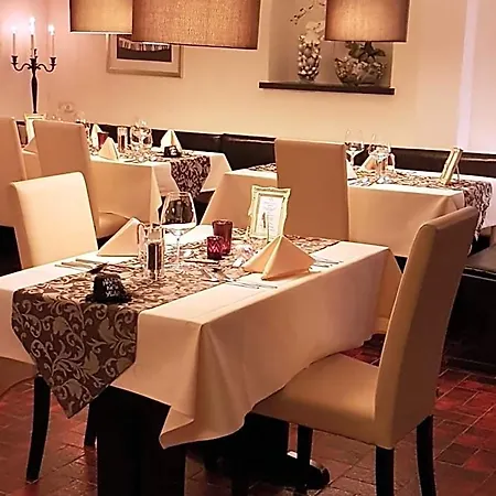 Szálloda Restaurant Kniebishoehe *
