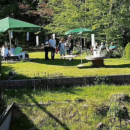 Restaurant Kniebishoehe